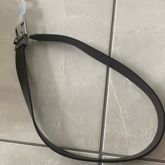 Boys Children’s place reversible belt - Picture 1 of 3